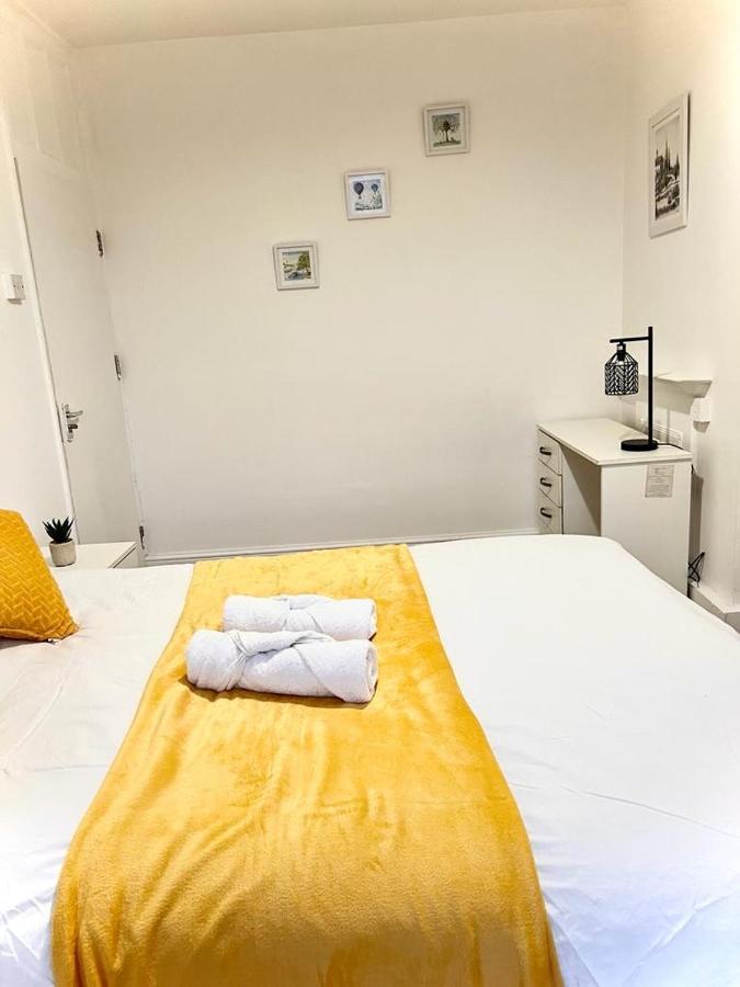 לונדון Shadwell Holiday Rooms מראה חיצוני תמונה