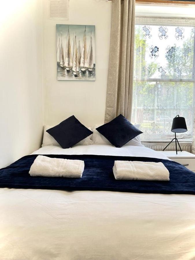 לונדון Shadwell Holiday Rooms מראה חיצוני תמונה