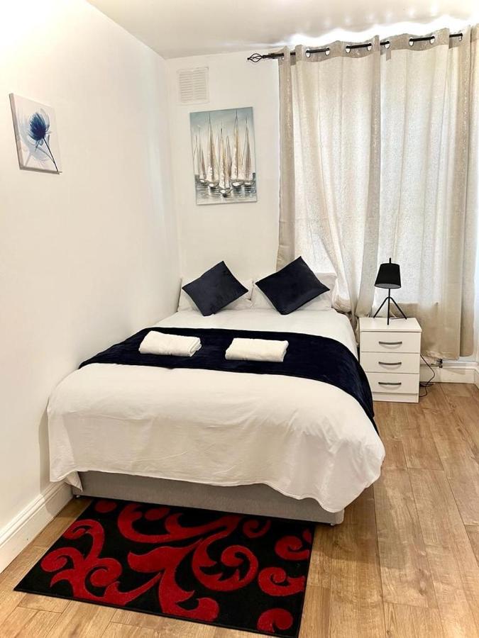לונדון Shadwell Holiday Rooms מראה חיצוני תמונה